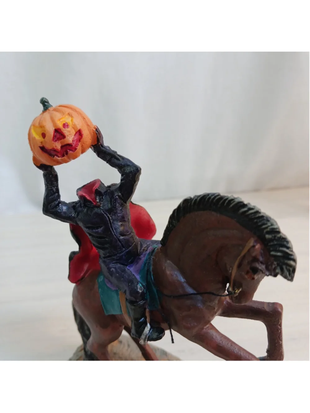 Lemax Halloween Spooky Town HEADLESS RIDER Figure 32777A Village Figurine 2003